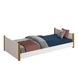 Cama Evolutiva 2 em 1 Ravi Branco Fosco com Pés Amadeirado e Colchão D20 - Reller Móveis  Cama Evolutiva 2 em 1 Ravi Branco Fosco com Pés Amadeirado e Colchão D20 - Reller Móveis