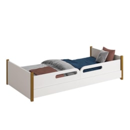 Cama Evolutiva Ravi Branco Fosco com Pés Amadeirado e Proteção Lateral Usinada - Reller Móveis  Cama Evolutiva Ravi Branco Fosco com Pés Amadeirado e Proteção Lateral Usinada - Reller Móveis