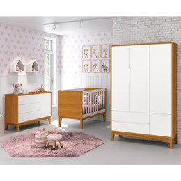 Dormitório Infantil Classic 3 Portas, Cômoda 1 Porta, Berço Branco/Savana com Pés Amadeirado e Colchão D18 - Reller Móveis