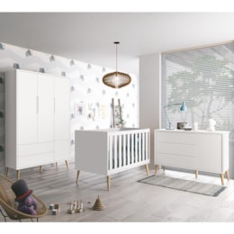 Dormitório Infantil Theo Retrô 3 Portas, Cômoda 1 Porta, Berço Branco Fosco com Pés Madeira Natural e Colchão - Reller Móveis  Dormitório Infantil Theo Retrô 3 Portas, Cômoda 1 Porta, Berço Branco Fosco com Pés Madeira Natural e Colchão - Reller Móveis