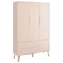 Dormitório Theo 3 Portas, Mesa de Canto Rosa com Pés Madeira Natural e Colchão D18 - Reller Móveis