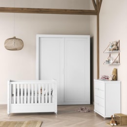 Dormitório Tutto New 2 Portas, Cômoda, Berço Branco Soft e Prateleiras - Matic Móveis  Dormitório Tutto New 2 Portas, Cômoda, Berço Branco Soft e Prateleiras - Matic Móveis
