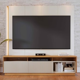 Estante Home Theater Jordão Off White Matte/Freijó para TV até 75” - Colibri  Estante Home Theater Jordão Off White Matte/Freijó para TV até 75” - Colibri