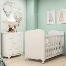 Jogo de Quarto Infantil com Cômoda 4 Gavetas Júnior e Berço Uli Branco Brilho - Móveis Peroba Jogo de Quarto Infantil com Cômoda 4 Gavetas Júnior e Berço Uli Branco Brilho - Móveis Peroba