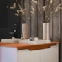 Sapateira Hall Flow 2 Portas Off White/Freijó – EJ Móveis